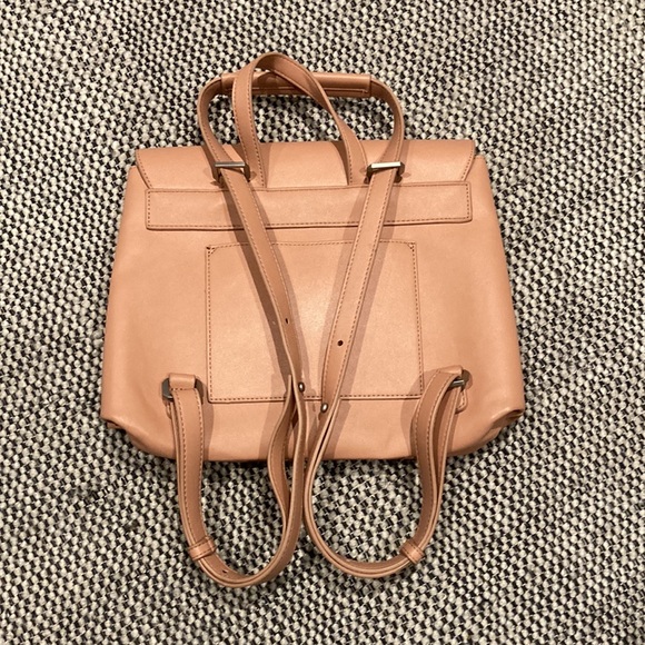 *last call* PIXIE MOOD peach convertible backpack - Picture 6 of 10